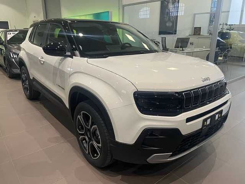 Jeep Avenger nuova a Milano (4)