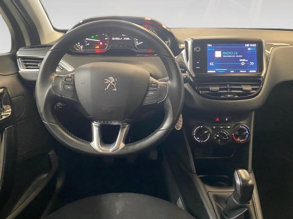 Peugeot 208 usata a Torino (6)