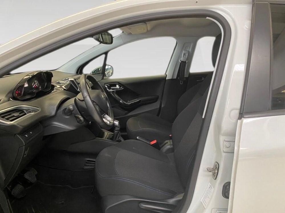 Peugeot 208 usata a Torino (7)