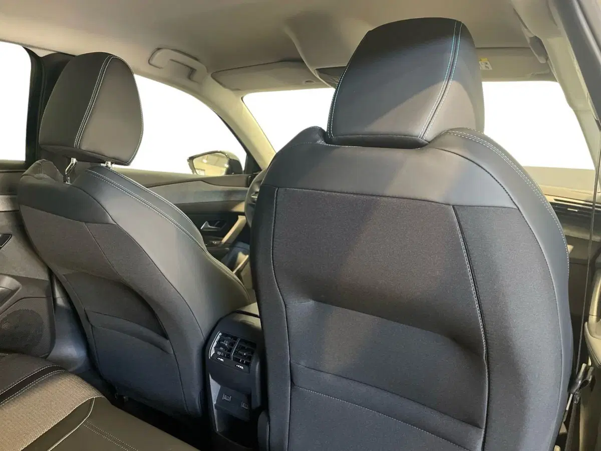 Peugeot 308 nuova a Salerno (17)