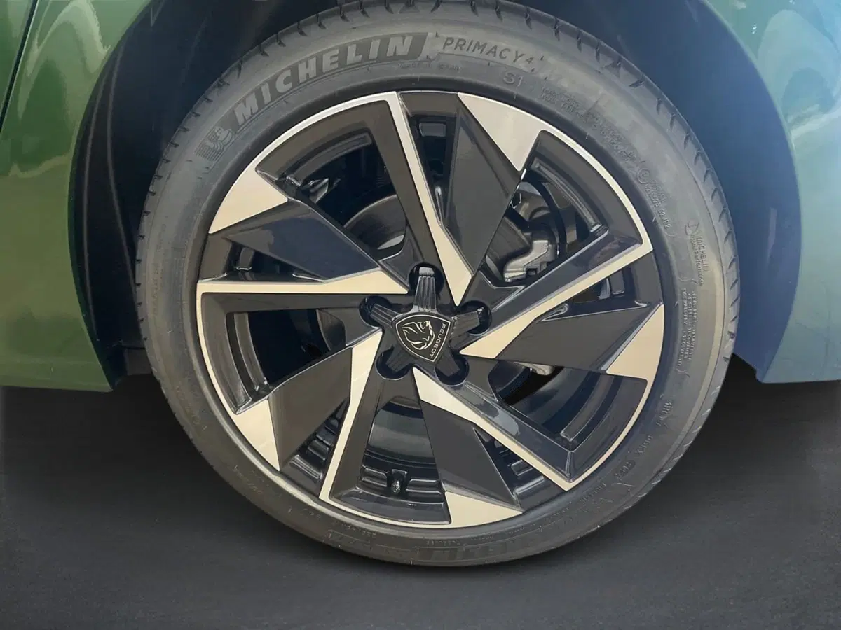 Peugeot 308 nuova a Salerno (8)