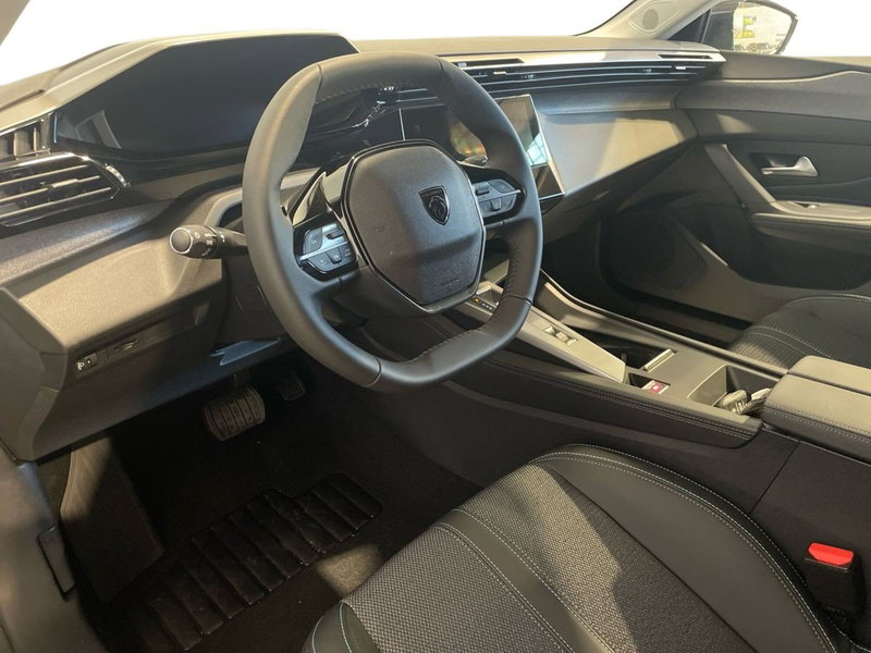 Peugeot 308 nuova a Salerno (9)