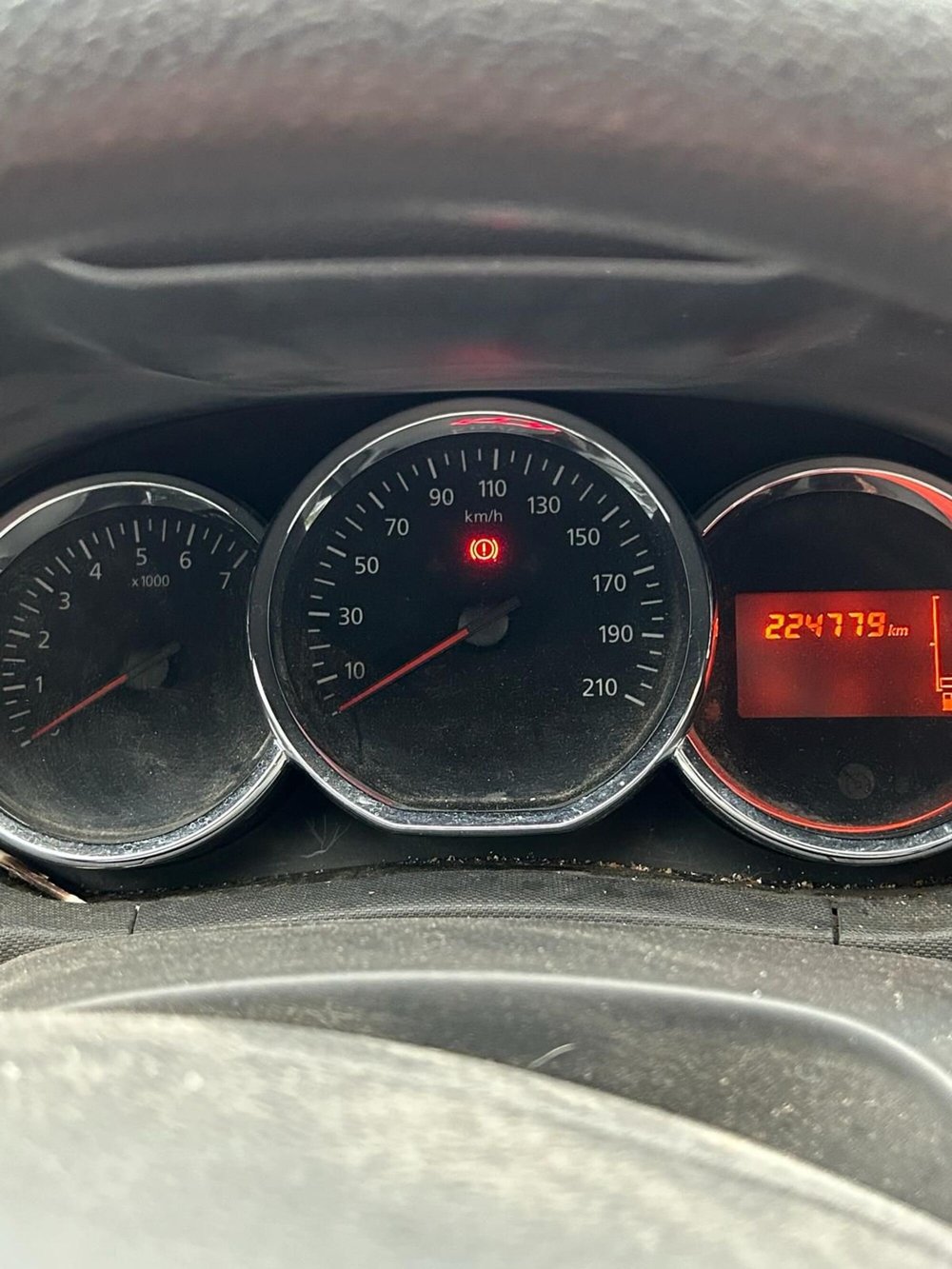 Dacia Duster usata a Firenze (13)