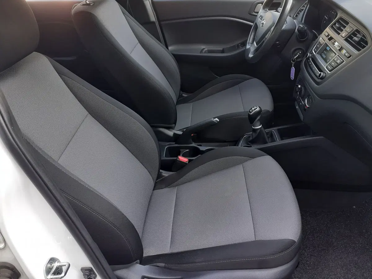 Hyundai i20 usata a Modena (11)