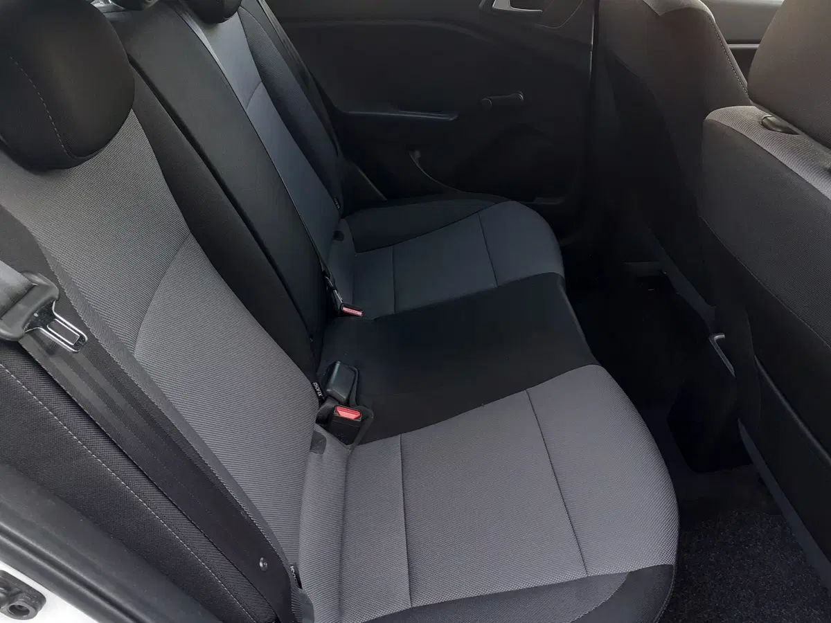 Hyundai i20 usata a Modena (9)