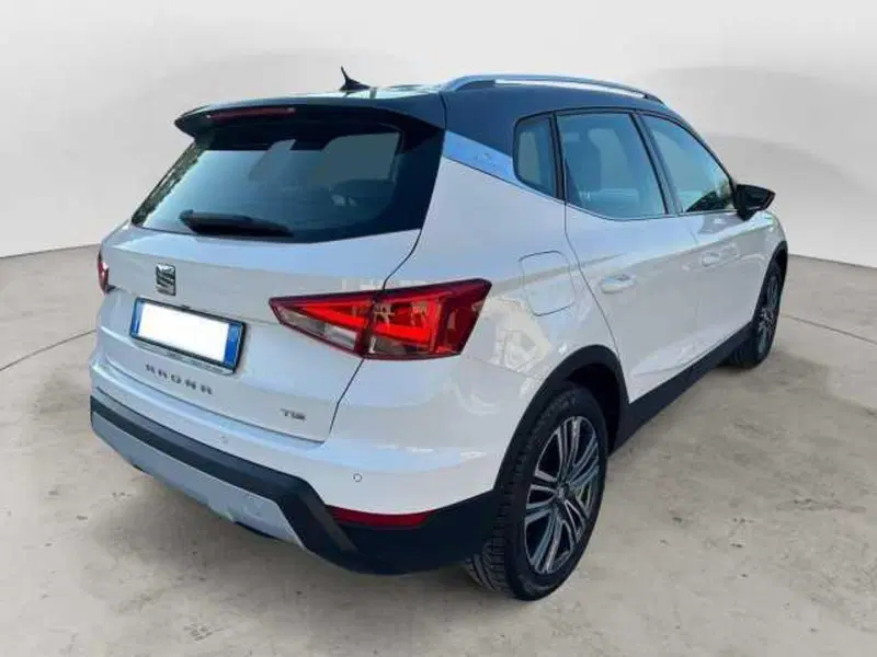 SEAT Arona usata a Avellino (4)