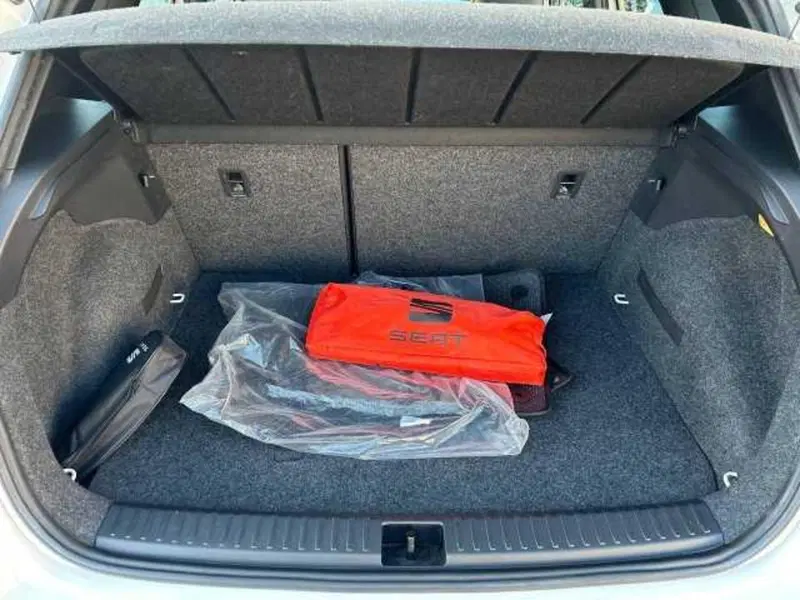 SEAT Arona usata a Avellino (6)