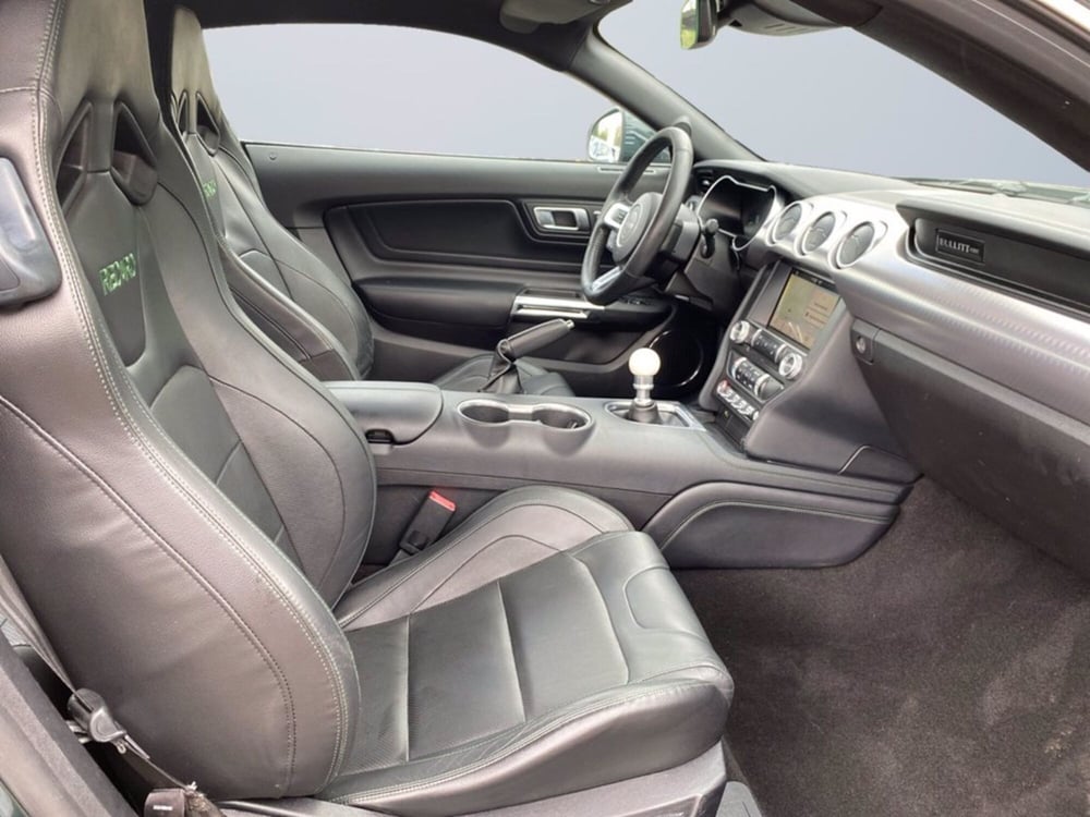 Ford Mustang Coupé usata a Milano (11)