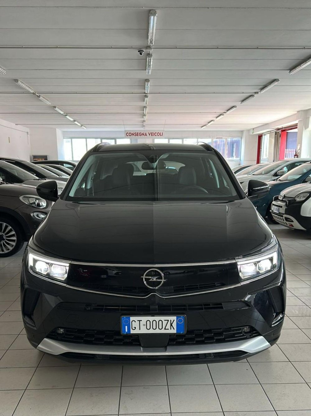 Opel Grandland usata a Napoli (3)
