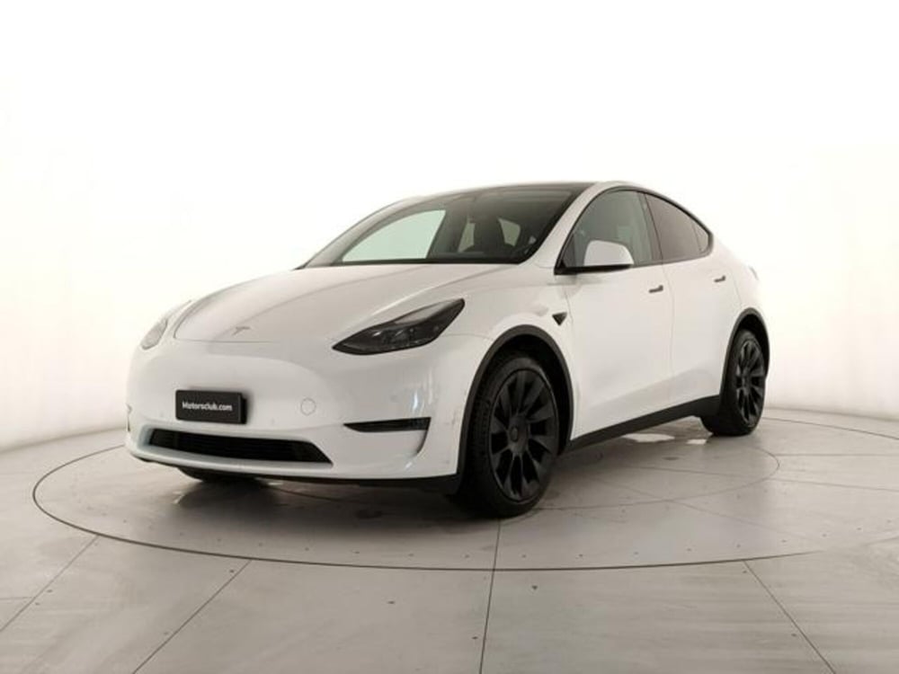 Tesla Model Y usata a Modena (2)