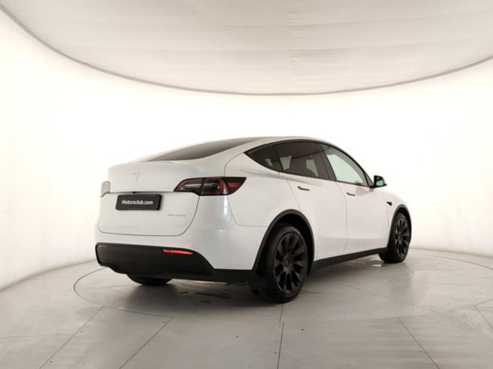 Tesla Model Y usata a Modena (5)