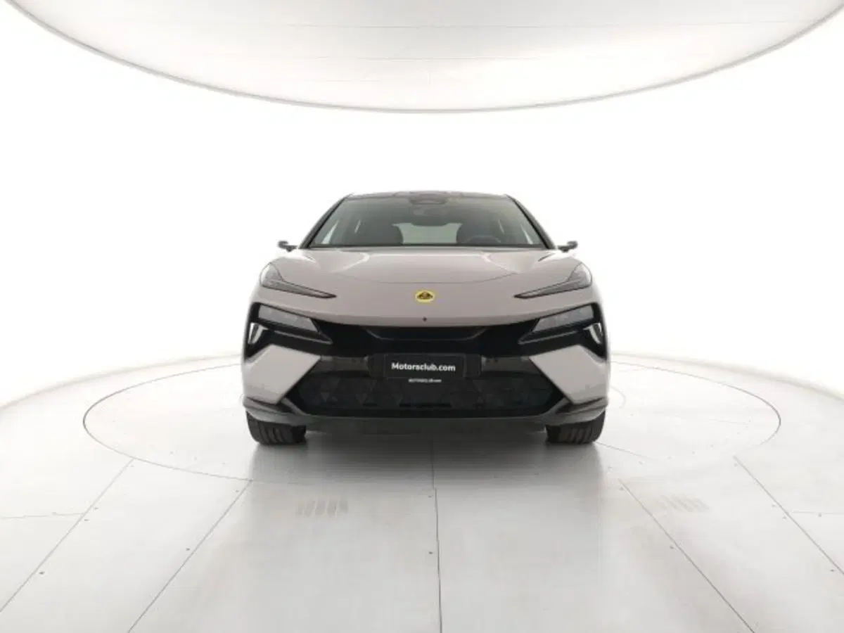 Lotus Eletre usata a Modena (4)