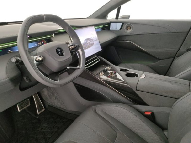 Lotus Eletre usata a Modena (7)