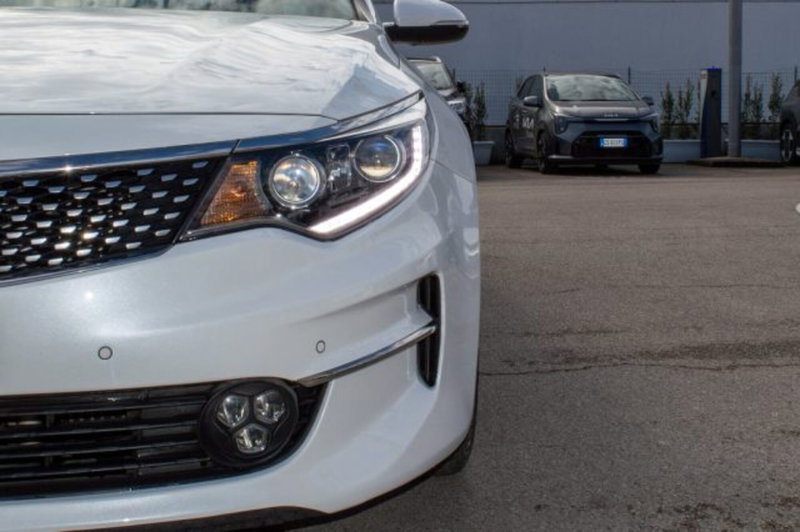 Kia Optima usata a Latina (11)