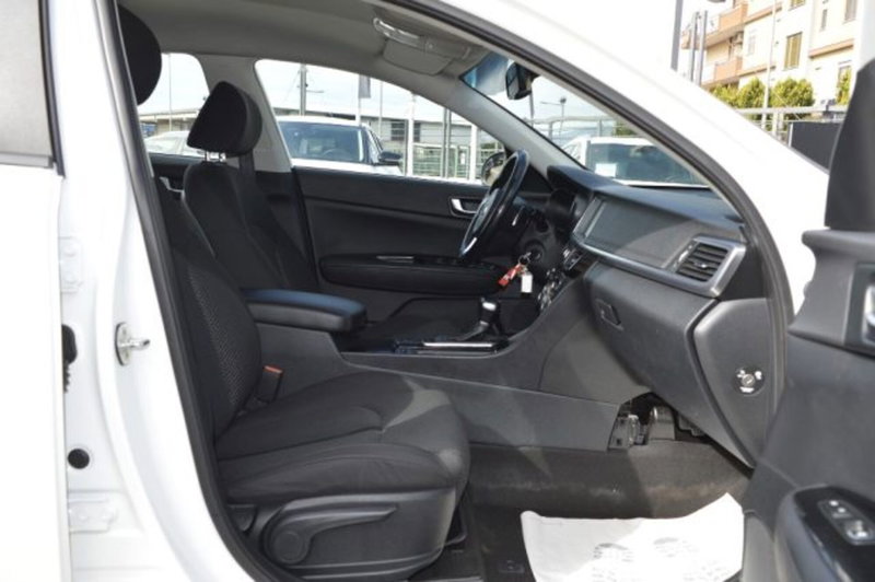 Kia Optima usata a Latina (8)