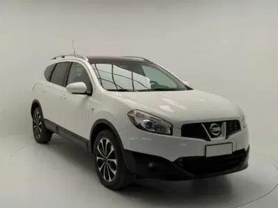 Nissan Qashqai 2.0 dCi DPF 4WD aut. Acenta del 2011 usata a Pratola Serra