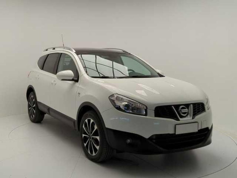 Nissan Qashqai usata a Avellino