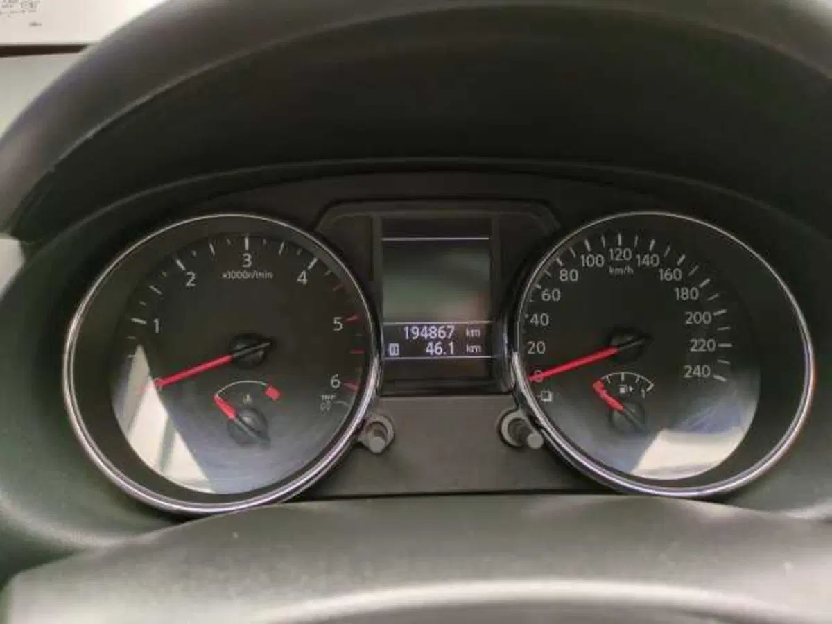 Nissan Qashqai usata a Avellino (13)