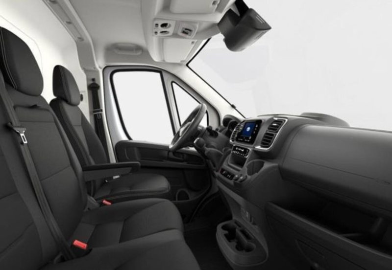 Toyota Proace Max Furgone nuova a Roma (12)