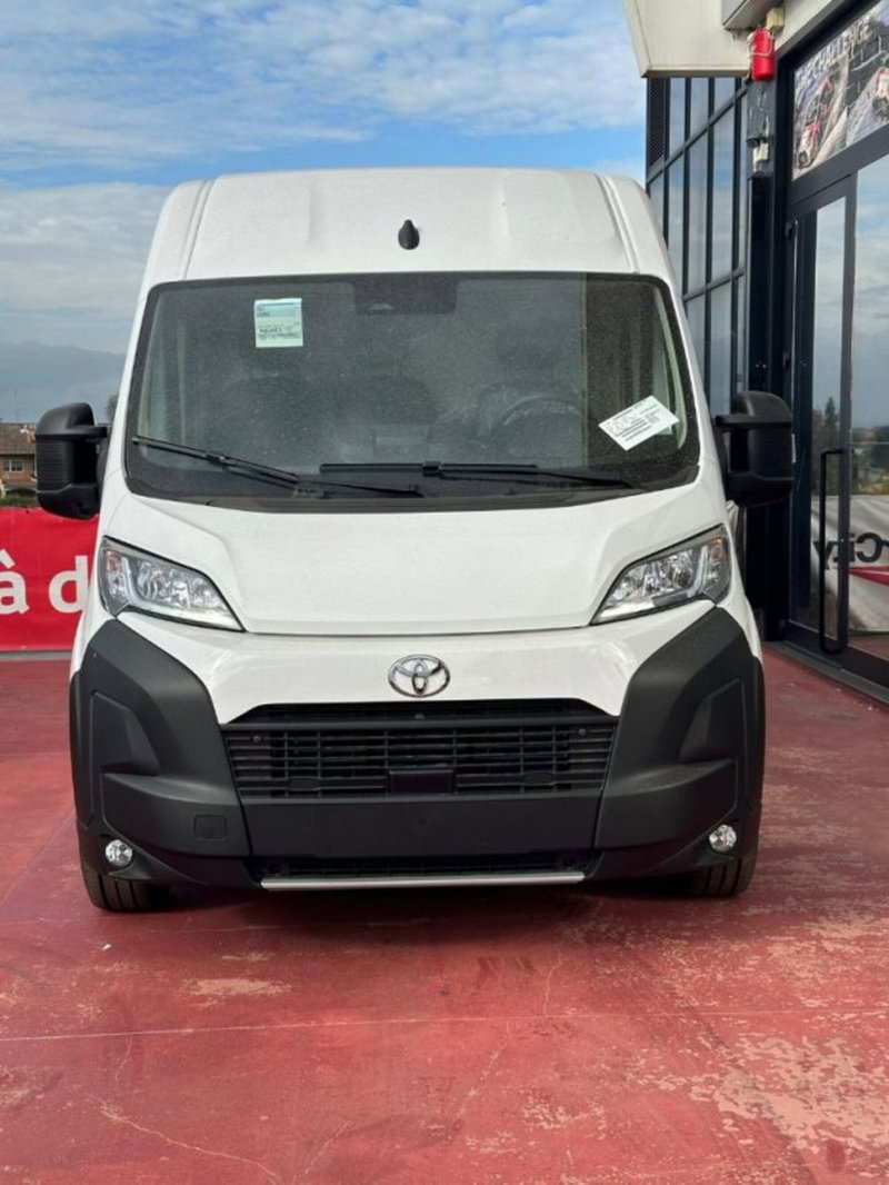 Toyota Proace Max Furgone nuova a Roma (3)