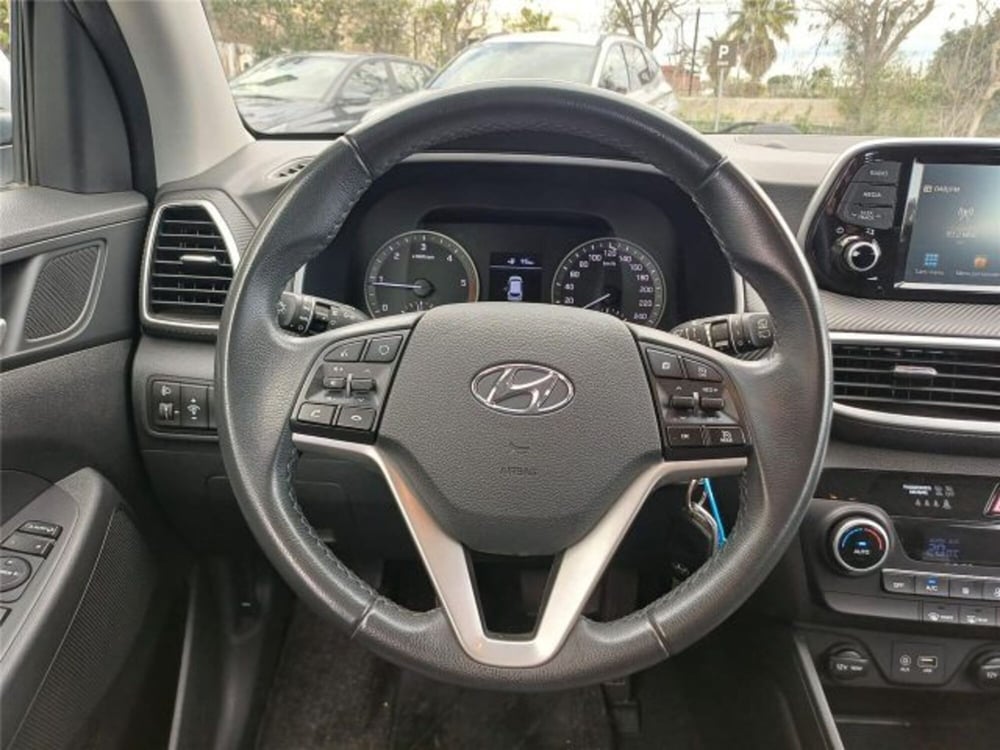 Hyundai Tucson usata a Bari (12)