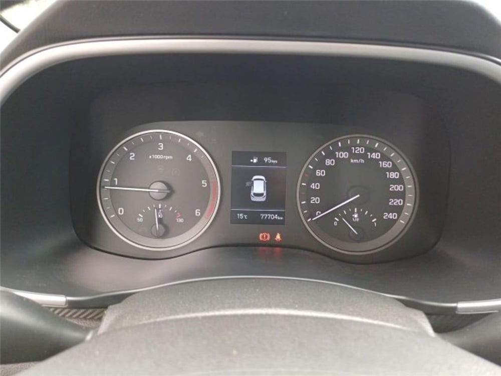 Hyundai Tucson usata a Bari (14)