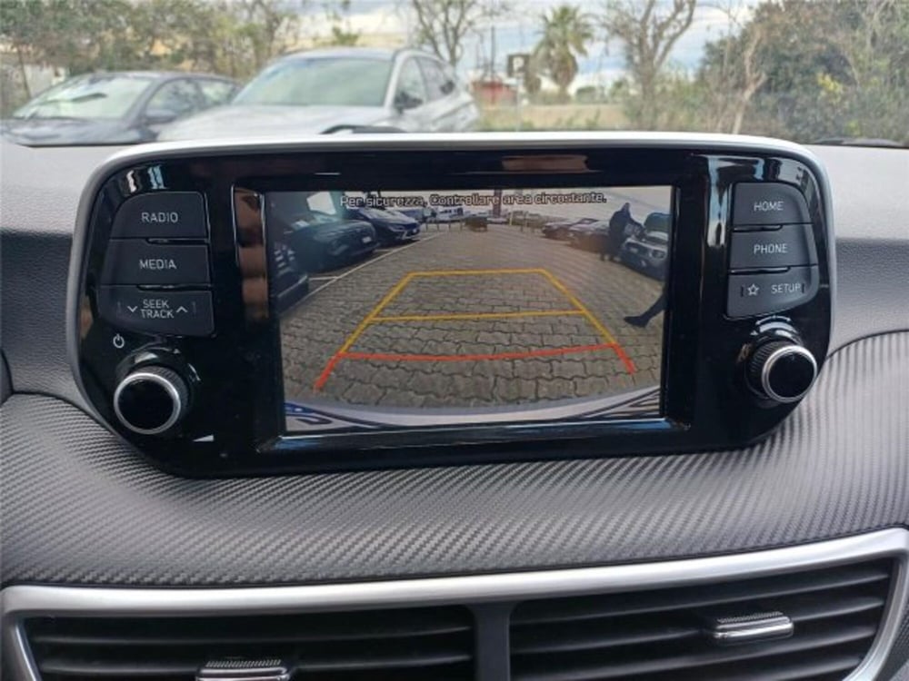 Hyundai Tucson usata a Bari (15)