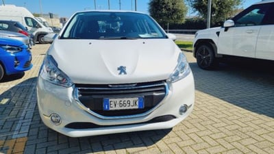 Peugeot 208 VTi 82 CV 5 porte Allure  del 2014 usata a Savona