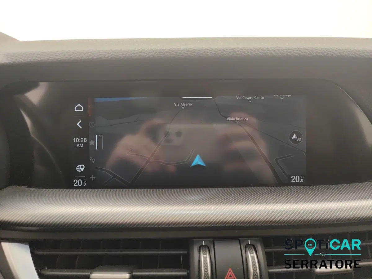 Alfa Romeo Stelvio usata a Como (10)