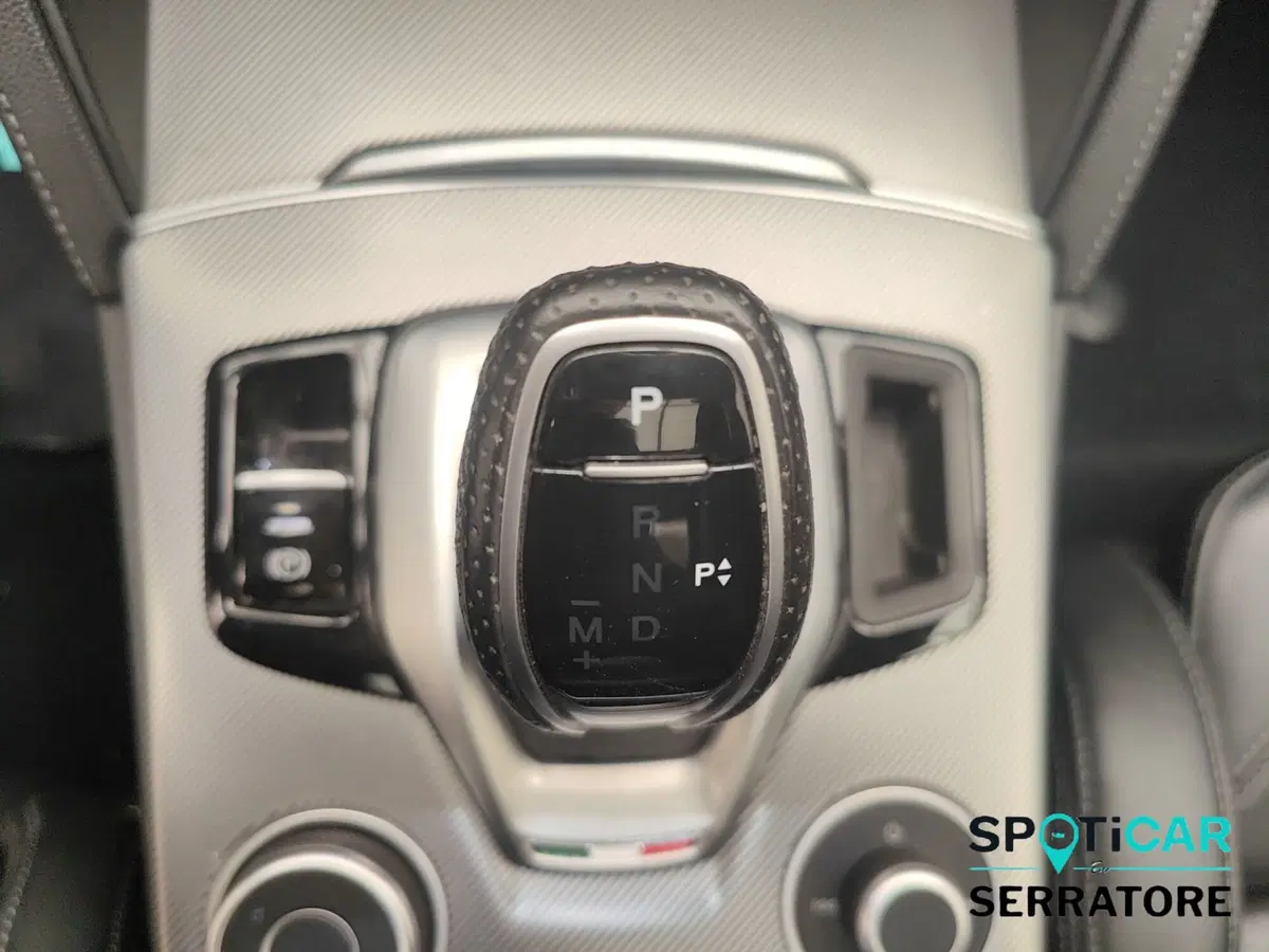 Alfa Romeo Stelvio usata a Como (12)