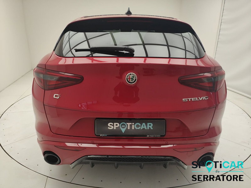 Alfa Romeo Stelvio usata a Como (6)