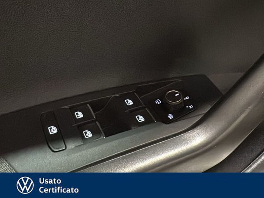 Volkswagen Taigo usata a Vicenza (15)
