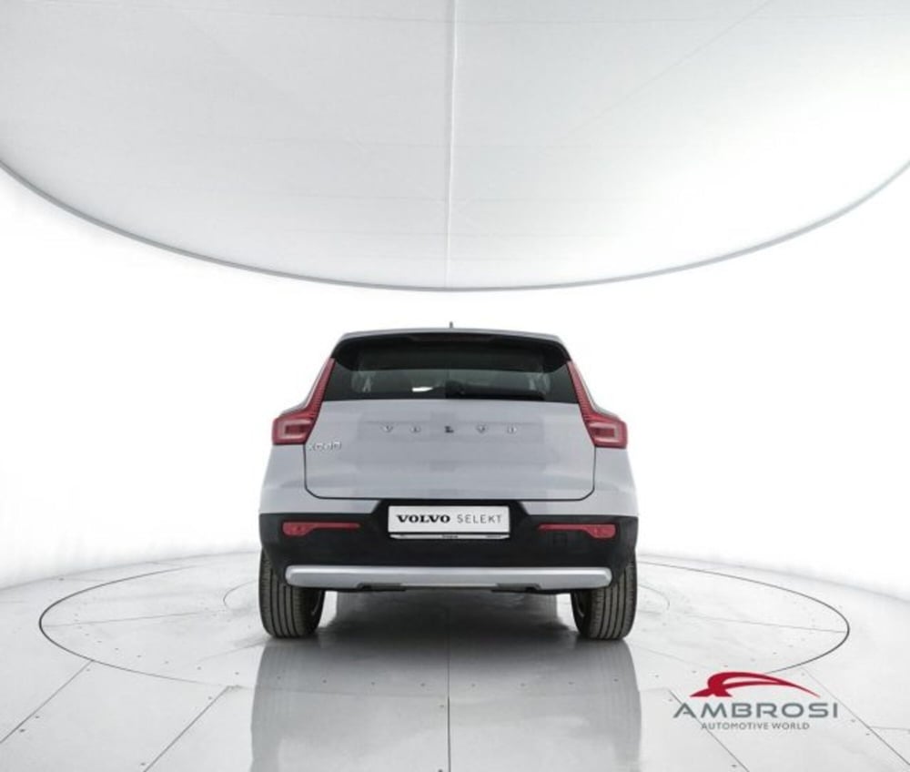 Volvo XC40 usata a Perugia (6)