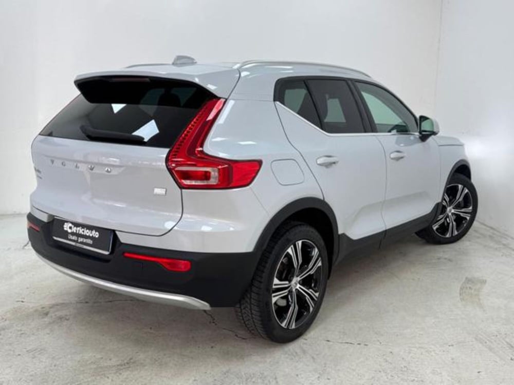 Volvo XC40 usata a Como (2)