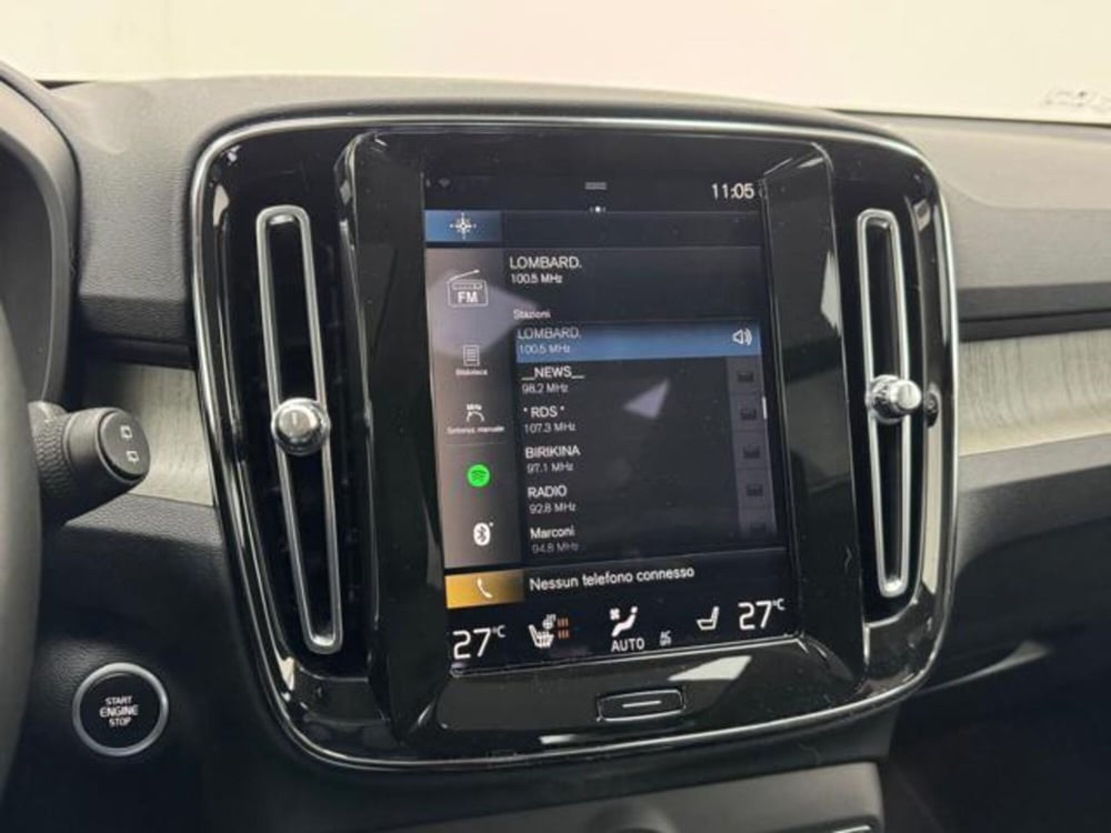 Volvo XC40 usata a Como (14)