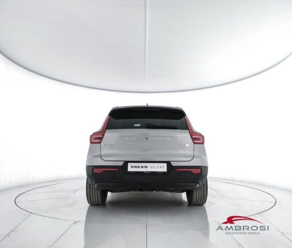 Volvo XC40 usata a Perugia (6)