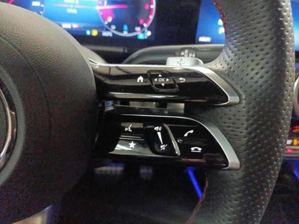 Mercedes-Benz GLA SUV usata a Milano (14)