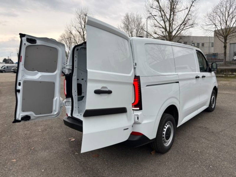 Volkswagen Veicoli Commerciali Transporter Furgone nuova a Cuneo (3)