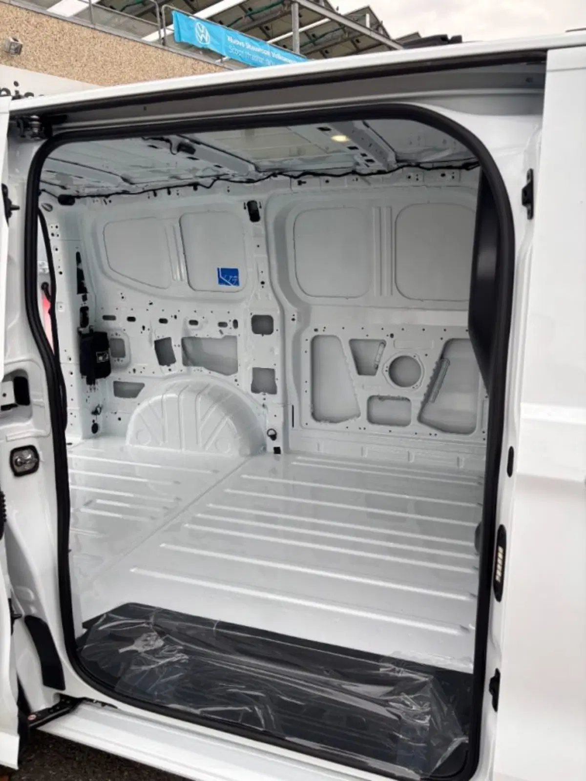 Volkswagen Veicoli Commerciali Transporter Furgone nuova a Cuneo (9)