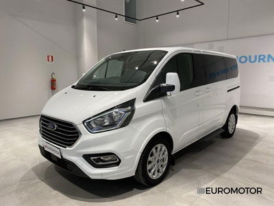 Ford Tourneo Custom 320 2.0 TDCi 130CV aut. PL Titanium del 2022 usata a Modugno