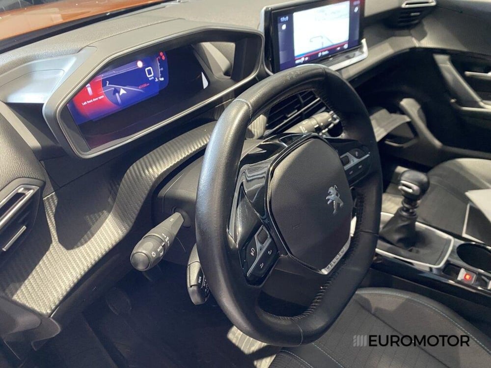 Peugeot 2008 usata a Bari (12)