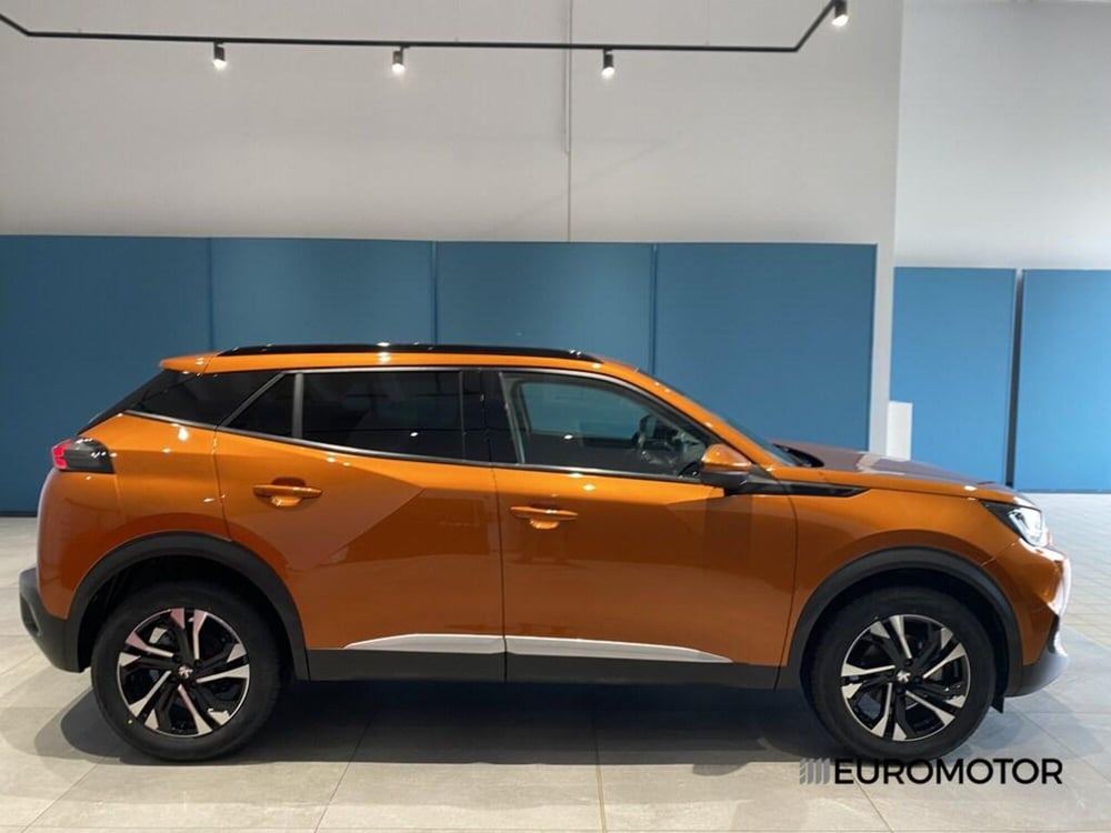 Peugeot 2008 usata a Bari (6)