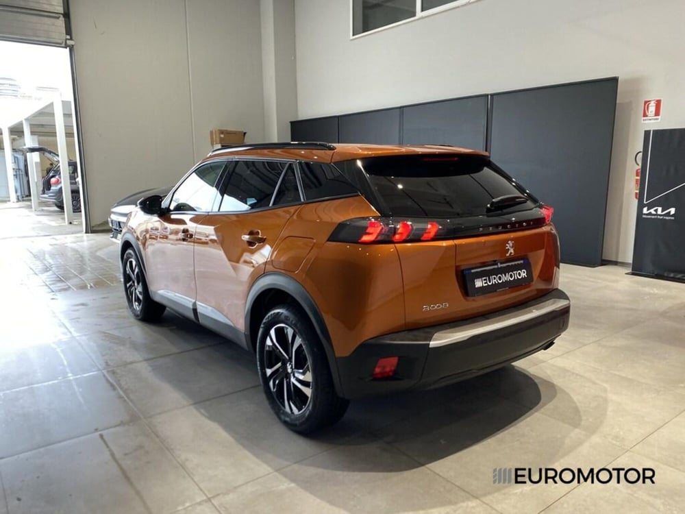 Peugeot 2008 usata a Bari (9)