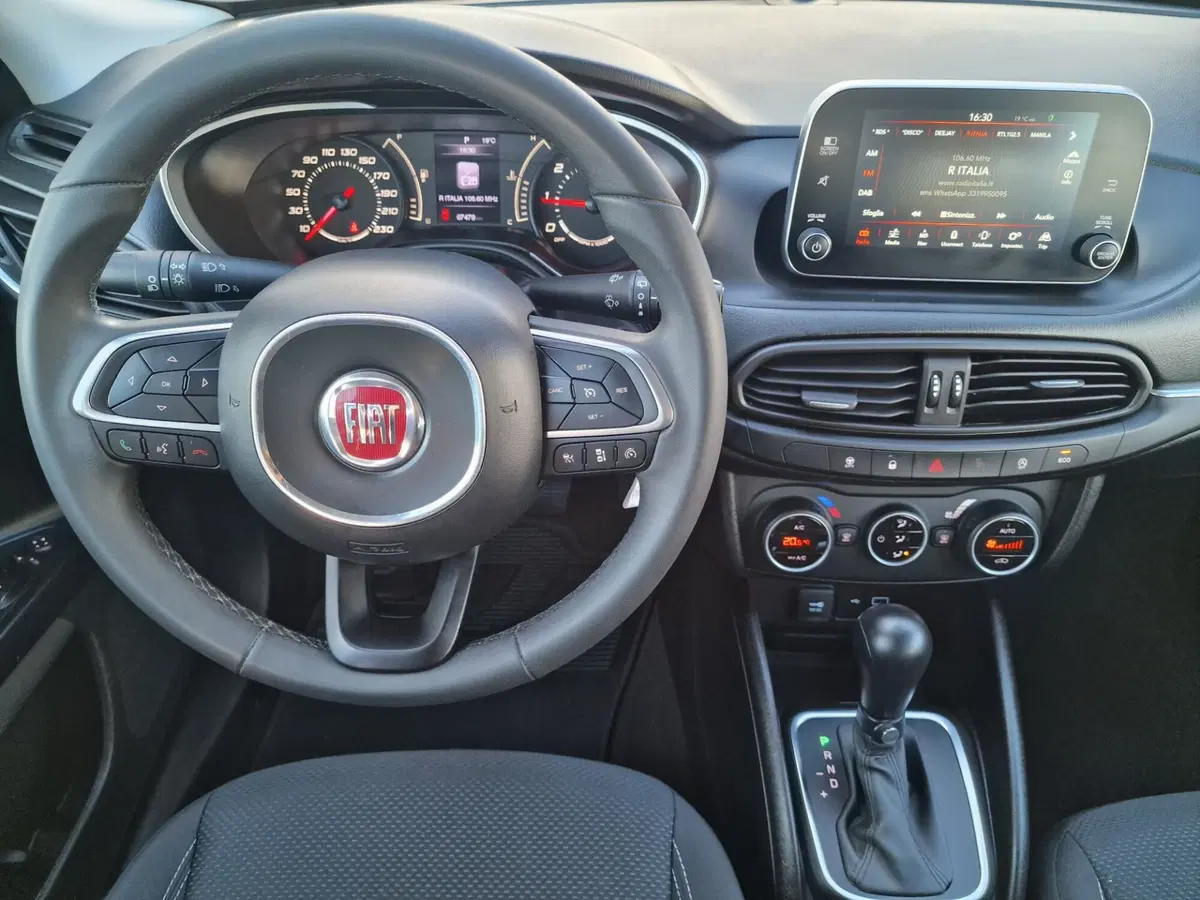 Fiat Tipo Station Wagon usata a Torino (8)