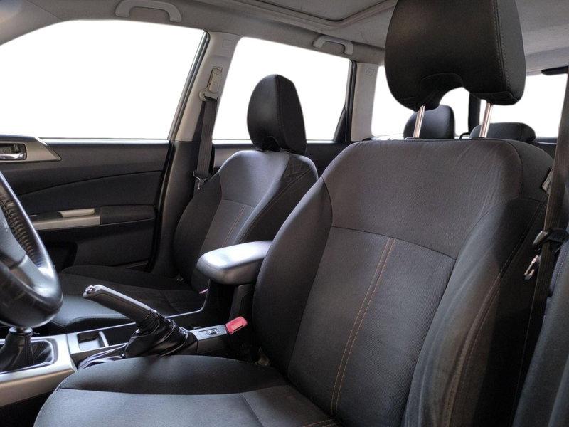 Subaru Forester usata a Udine (8)