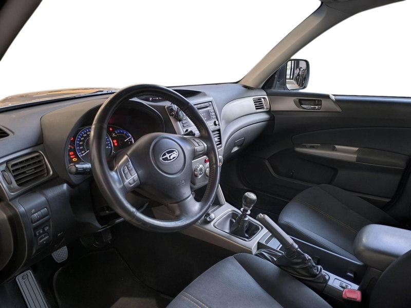 Subaru Forester usata a Udine (9)