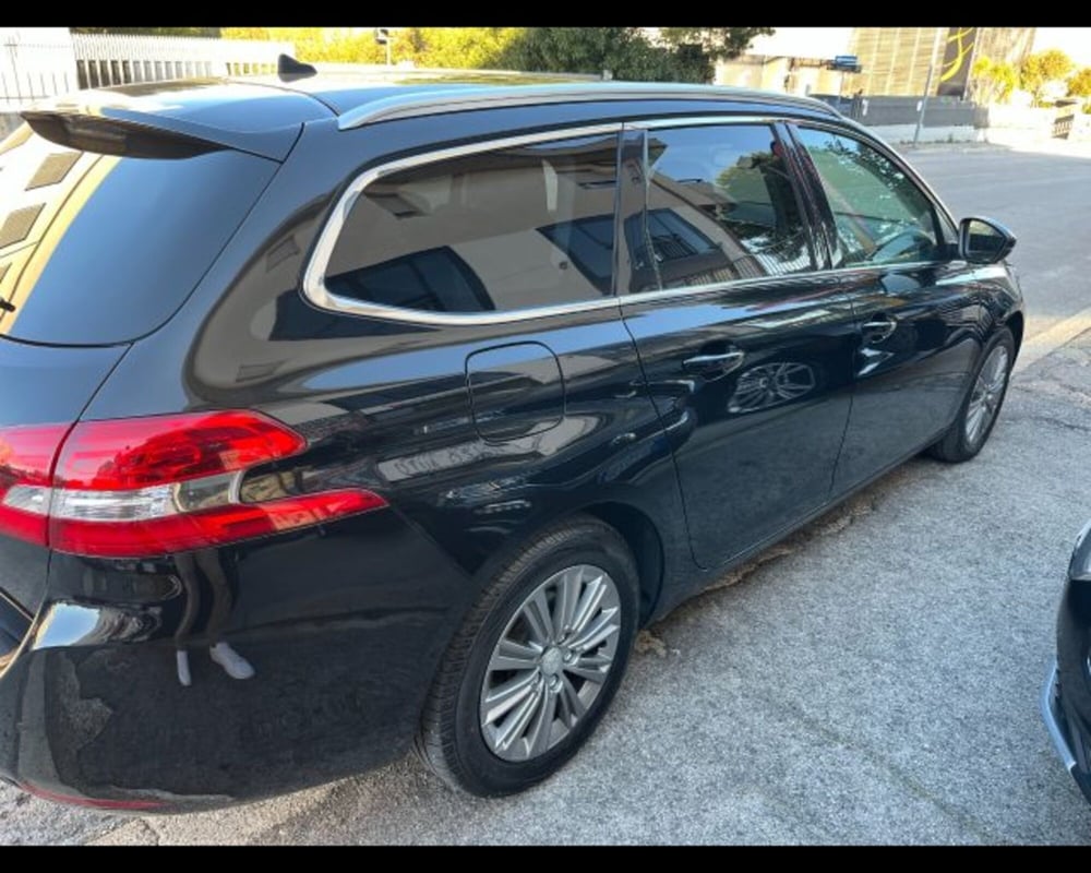 Peugeot 308 SW usata a Bologna (4)