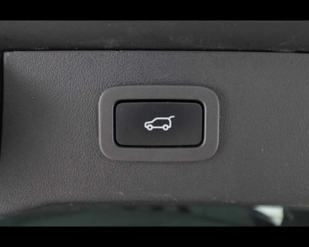 Jaguar XF Sportbrake usata a Bologna (16)