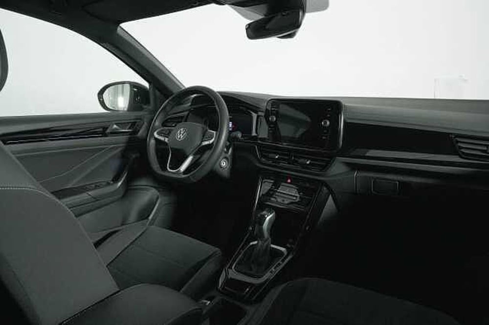 Volkswagen T-Roc usata a Como (12)