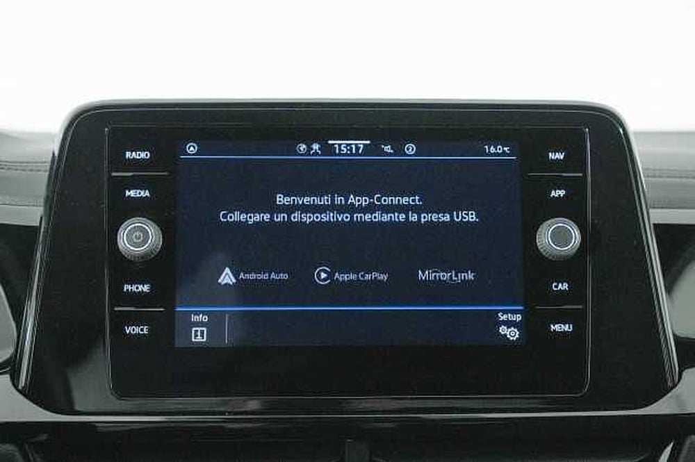 Volkswagen T-Roc usata a Como (17)